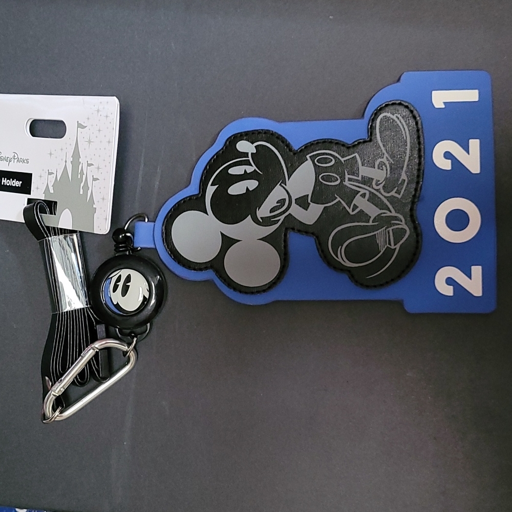Disney Parks ID holder